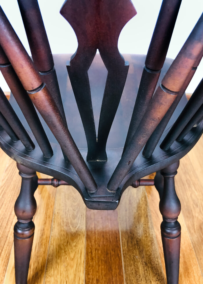 18th Century (UK) Brace Back Windsor Chair, Maison Robert Minneapolis