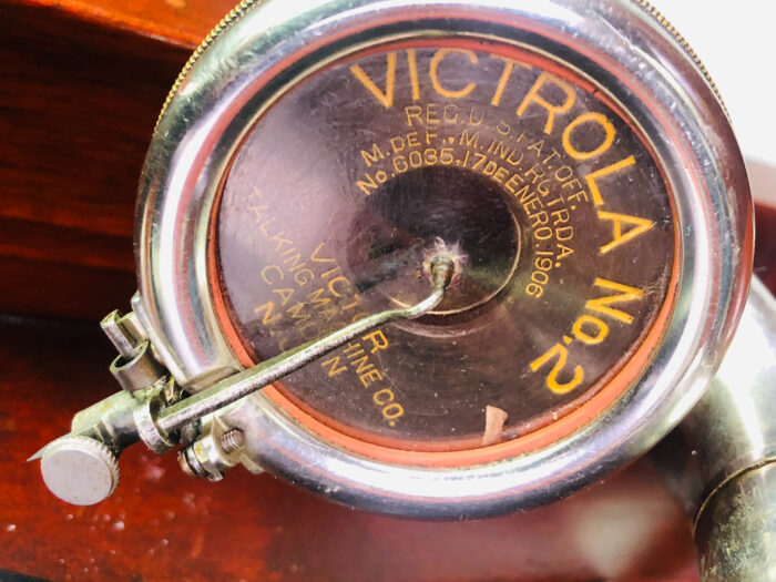 Victrola VV-XI Mahogany